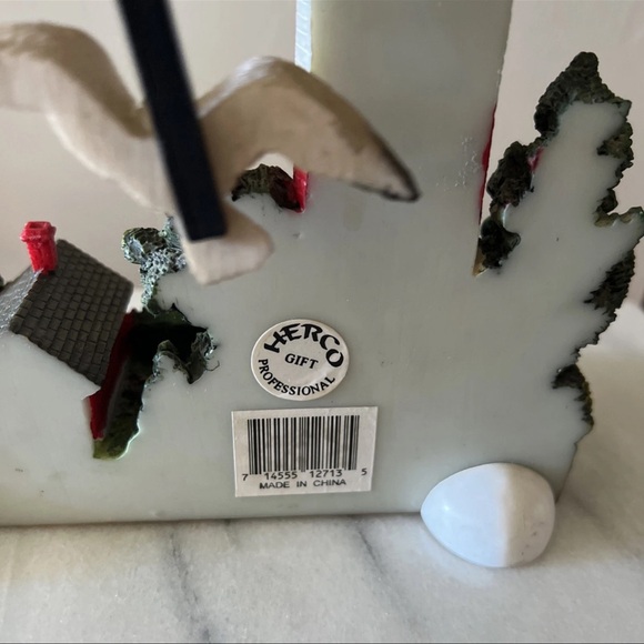 Nautical Red & White Lighthouse Statue Clock w/Flying Seagulls - 12.5” Tall - Picture 6 of 6